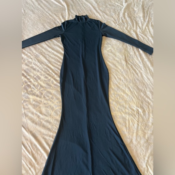 💎 Meenew Dark Blue Floor-Length Dress with Turtleneck and Long Sleeves 💎 - Picture 8 of 10